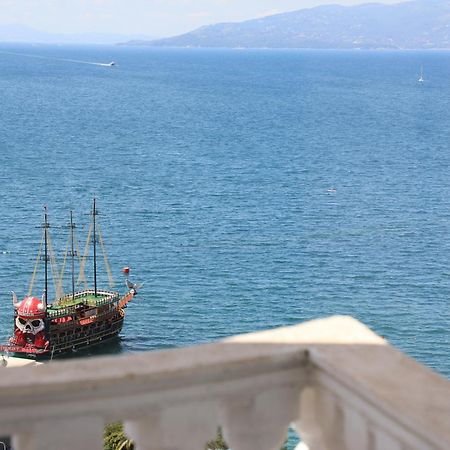 Saranda Apartaments Meta Bagian luar foto