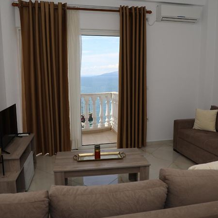 Saranda Apartaments Meta Bagian luar foto