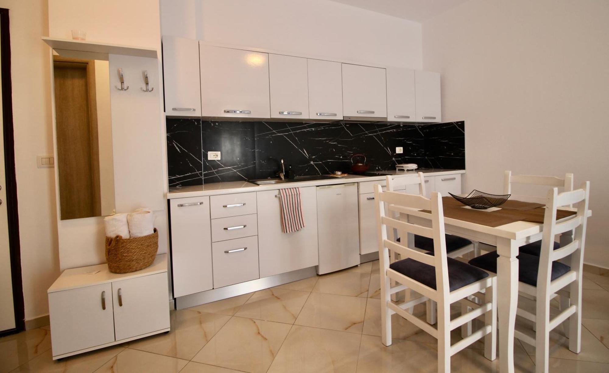 Saranda Apartaments Meta Bagian luar foto